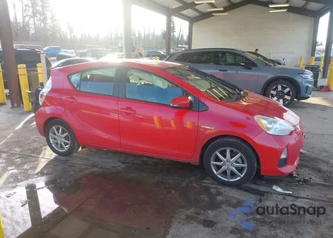 2012 Toyota Prius C Three from USA, damaged, VIN JTDKDTB33C1019002